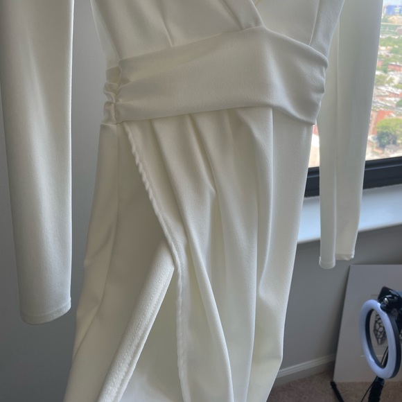 Dress - Picture 3 of 3